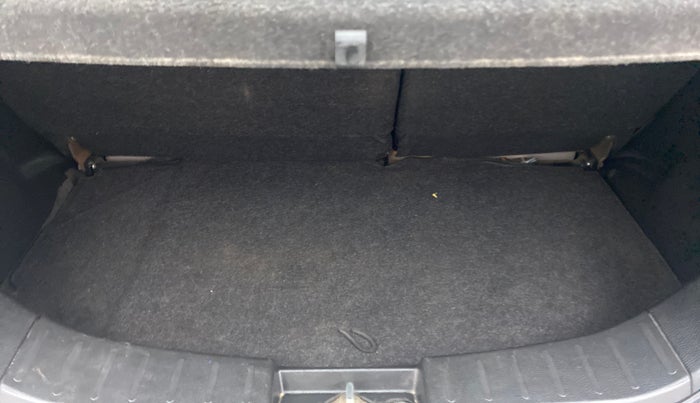 2013 Maruti Wagon R 1.0 VXI, Petrol, Manual, 68,493 km, Boot Inside