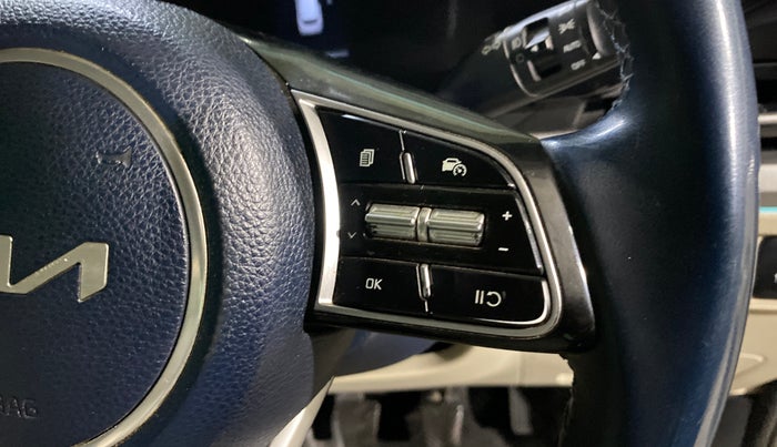 2022 KIA CARENS LUXURY PLUS 1.4 PETROL 7 STR, Petrol, Manual, 43,820 km, Adaptive Cruise Control