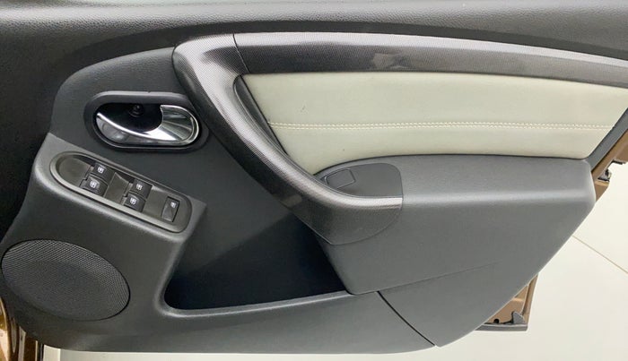 2015 Renault Duster 110 PS RXZ DIESEL OPT, Diesel, Manual, 93,407 km, Driver Side Door Panels Control