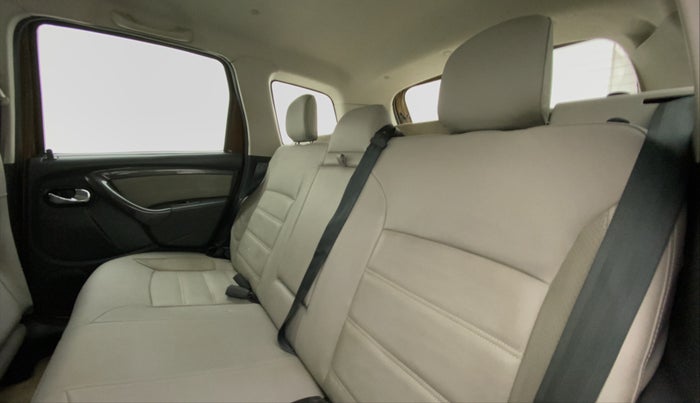 2015 Renault Duster 110 PS RXZ DIESEL OPT, Diesel, Manual, 93,407 km, Right Side Rear Door Cabin