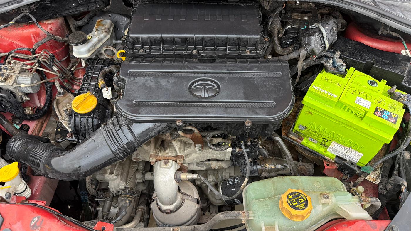 2021 Tata Tiago XZ PETROL, Petrol, Manual, 70,488 km, Engine View