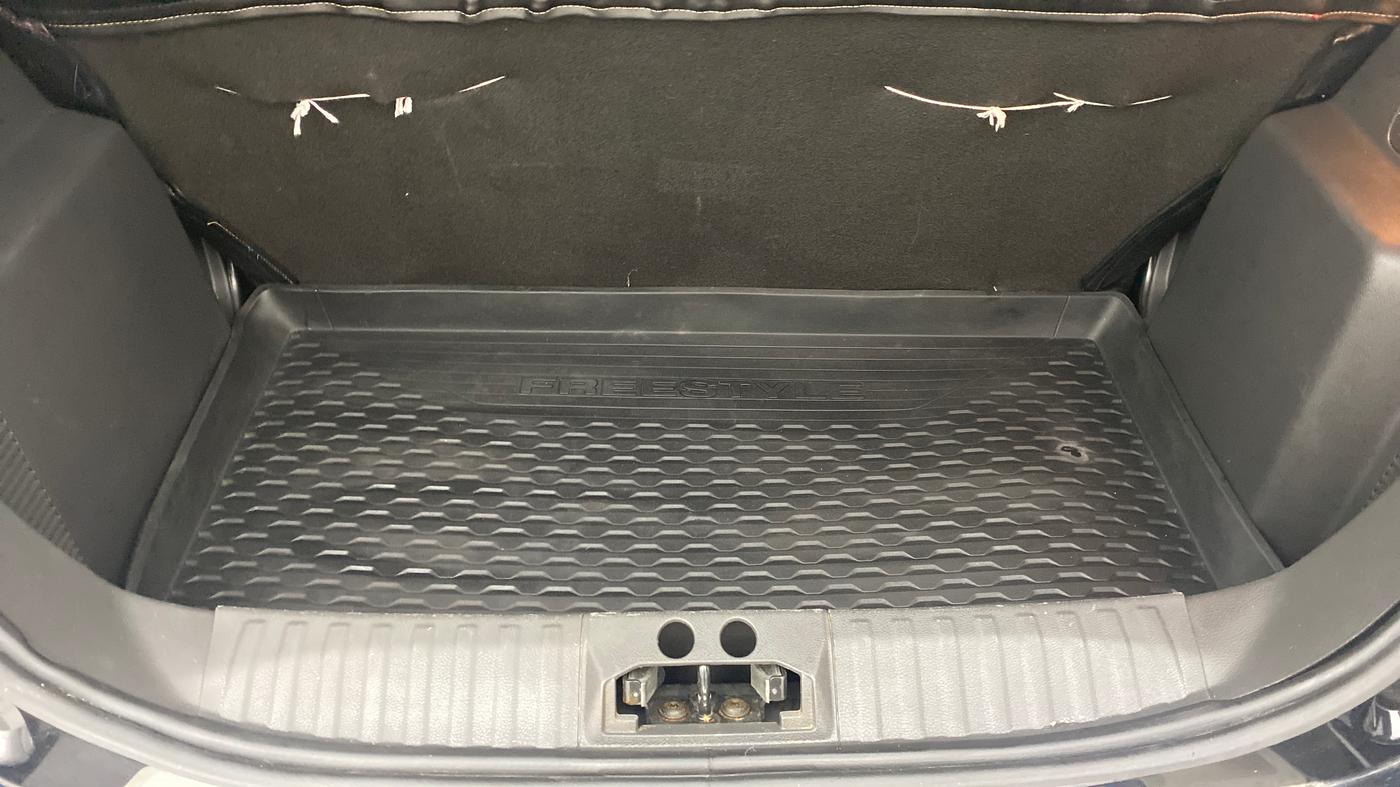 2019 Ford FREESTYLE TITANIUM 1.2 TI-VCT MT, Petrol, Manual, 20,706 km, Boot Inside