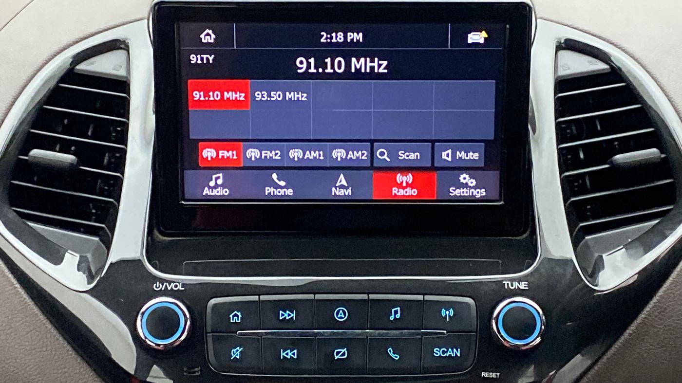 2019 Ford FREESTYLE TITANIUM 1.2 TI-VCT MT, Petrol, Manual, 20,706 km, Infotainment System