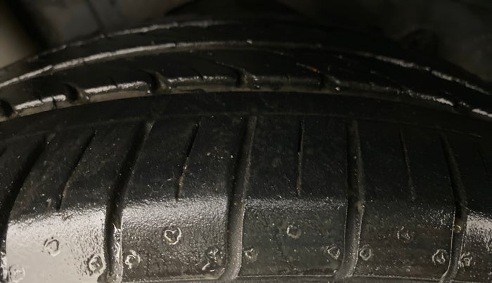 2019 Ford FREESTYLE TITANIUM 1.2 TI-VCT MT, Petrol, Manual, 20,706 km, Right Rear Tyre Tread