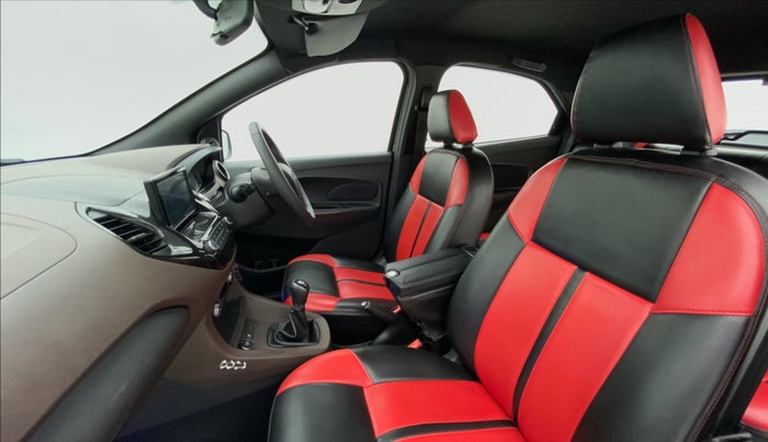 2019 Ford FREESTYLE TITANIUM 1.2 TI-VCT MT, Petrol, Manual, 20,706 km, Right Side Front Door Cabin