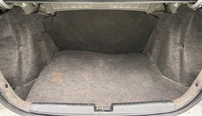 2015 Honda Amaze 1.2L I-VTEC S, Petrol, Manual, 55,110 km, Boot Inside