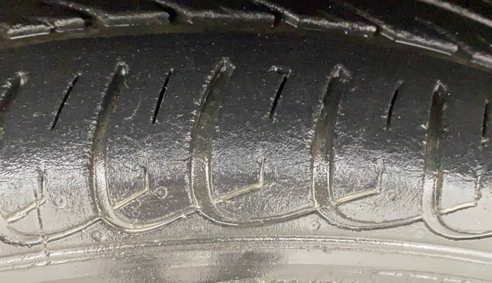 2019 Tata Tiago XZA PETROL, Petrol, Automatic, 15,543 km, Left Front Tyre Tread