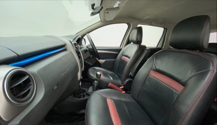 2020 Renault Duster RXZ 1.3 TURBO PETROL MT, Petrol, Manual, 95,849 km, Right Side Front Door Cabin