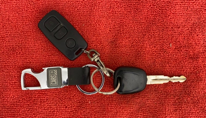 2011 Maruti Wagon R 1.0 LXI, Petrol, Manual, 38,592 km, Key Close Up