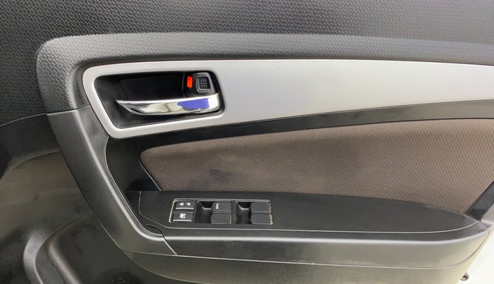 2021 Toyota URBAN CRUISER PREMIUM GRADE MT, Petrol, Manual, 32,137 km, Driver Side Door Panels Control