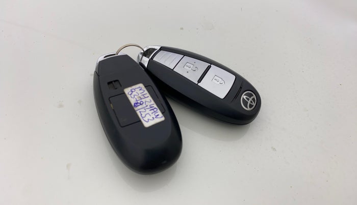 2021 Toyota URBAN CRUISER PREMIUM GRADE MT, Petrol, Manual, 32,137 km, Key Close Up