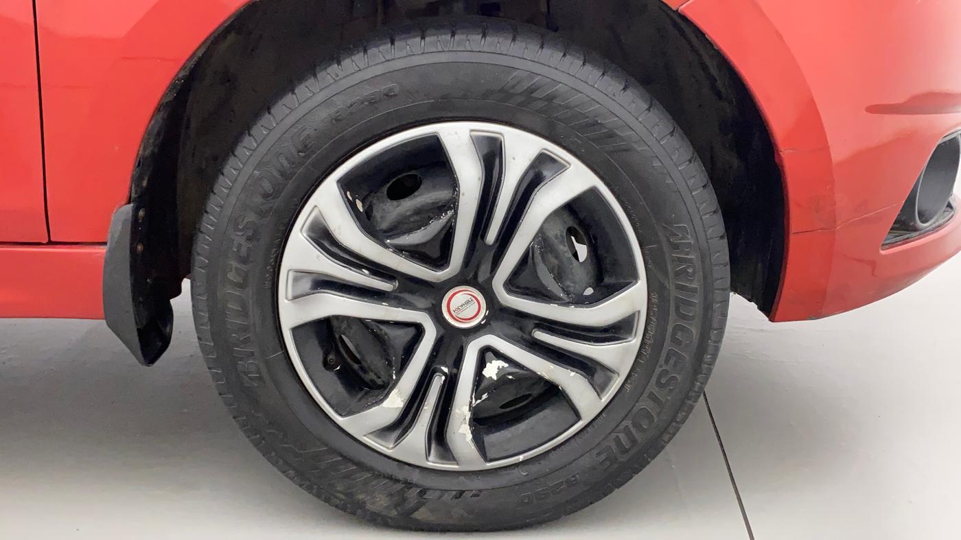 2019 Tata Tiago XT PETROL, Petrol, Manual, 81,541 km, Right Front Wheel