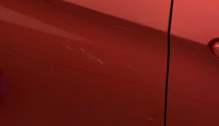 2019 Tata Tiago XT PETROL, Petrol, Manual, 81,541 km, Right rear door - Minor scratches