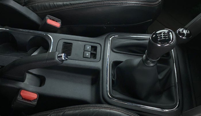 2021 Mahindra Thar LX HT PETROL 4WD MT, Petrol, Manual, 9,538 km, Gear Lever