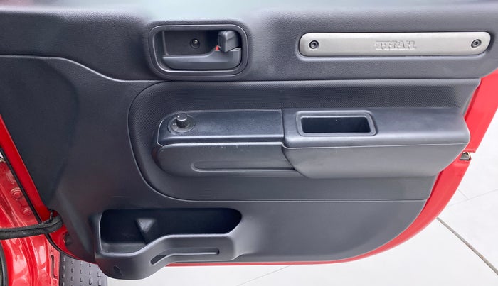 2021 Mahindra Thar LX HT PETROL 4WD MT, Petrol, Manual, 9,538 km, Driver Side Door Panels Control