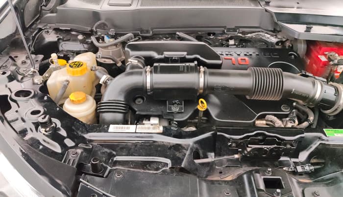 2023 Tata Safari XZ PLUS 2.0L RED DARK EDITION 7 STR MT, Diesel, Manual, 38,406 km, Engine View - Right