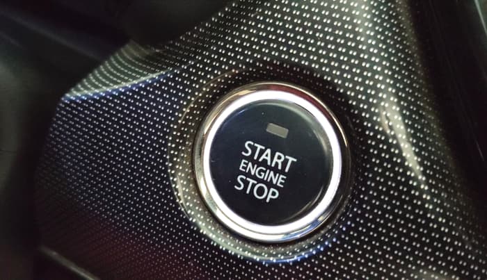 2023 Tata Safari XZ PLUS 2.0L RED DARK EDITION 7 STR MT, Diesel, Manual, 38,406 km, Keyless Start/ Stop Button