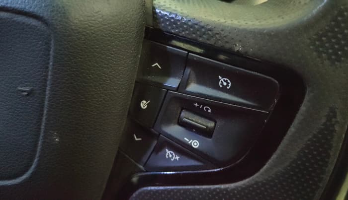 2023 Tata Safari XZ PLUS 2.0L RED DARK EDITION 7 STR MT, Diesel, Manual, 38,406 km, Adaptive Cruise Control