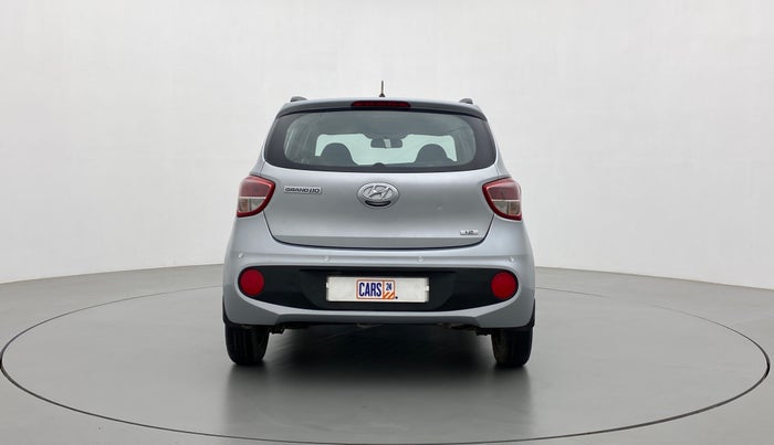 2019 Hyundai Grand i10 MAGNA 1.2 KAPPA VTVT, Petrol, Manual, 22,695 km, Back/Rear