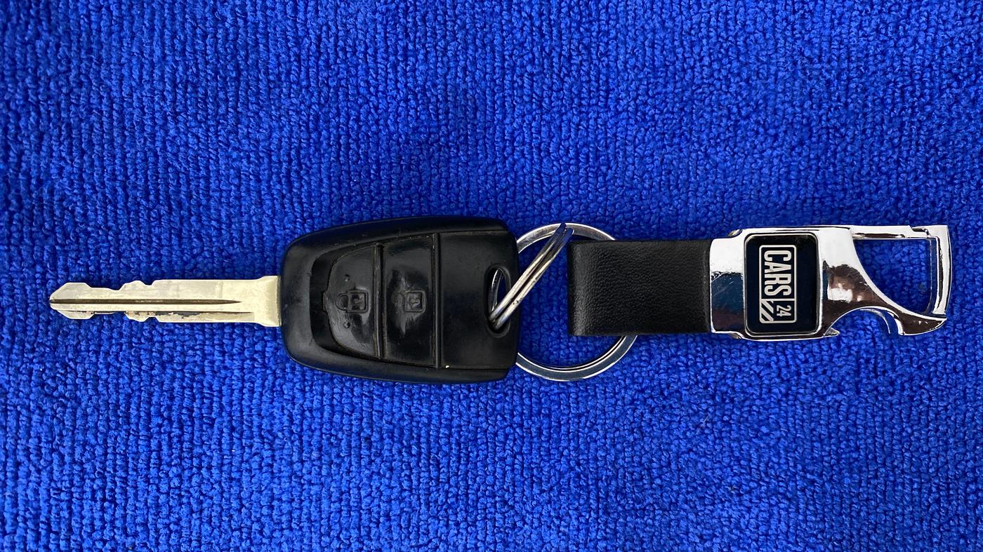 2019 Hyundai Grand i10 MAGNA 1.2 KAPPA VTVT, Petrol, Manual, 22,695 km, Key Close Up