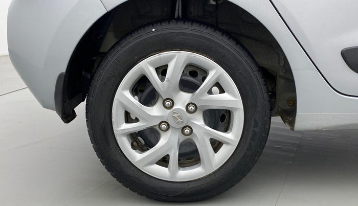 2019 Hyundai Grand i10 MAGNA 1.2 KAPPA VTVT, Petrol, Manual, 22,695 km, Right Rear Wheel