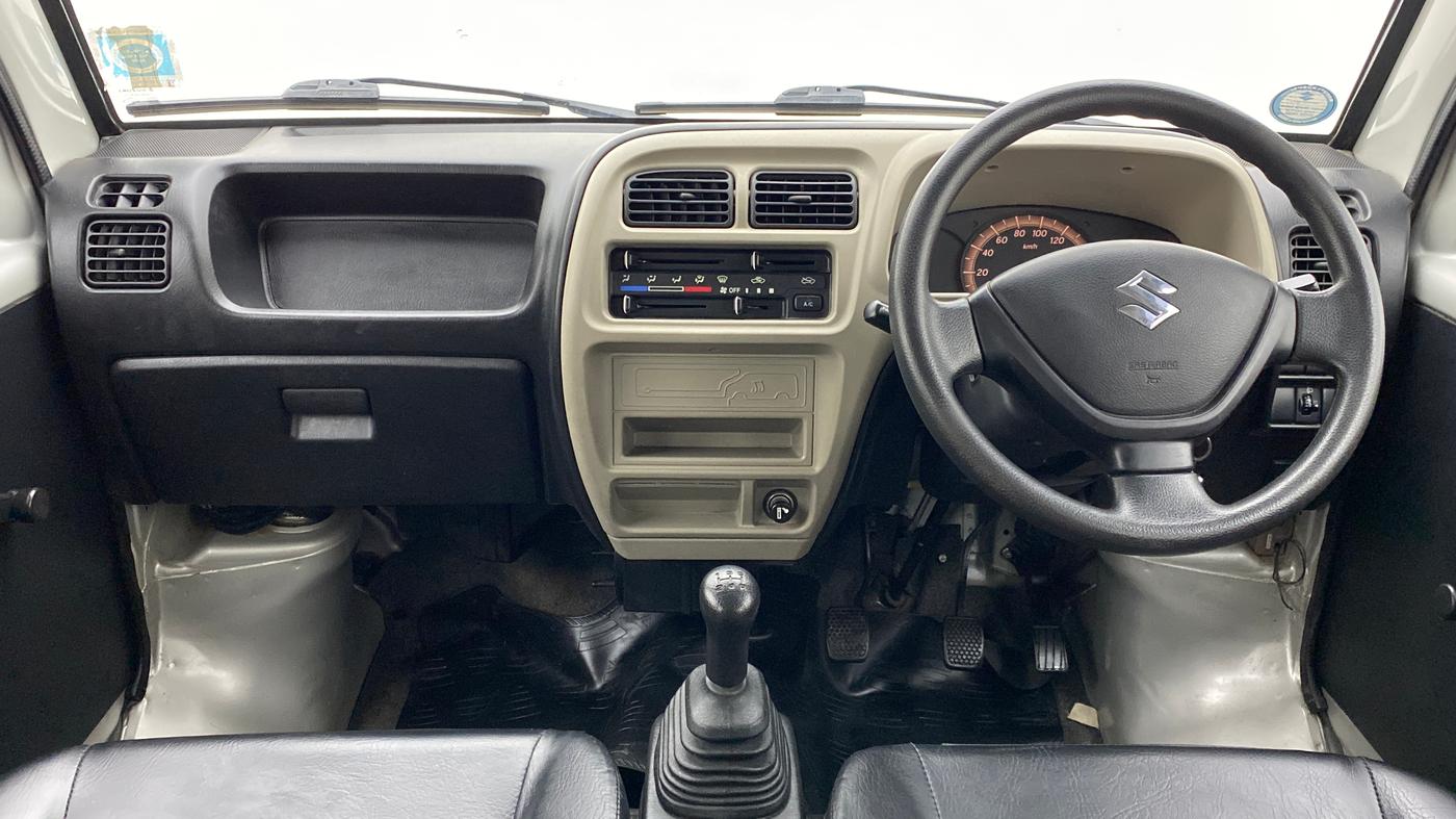 2019 Maruti Eeco 5 STR WITH AC PLUSHTR, Petrol, Manual, 31,677 km, Dashboard