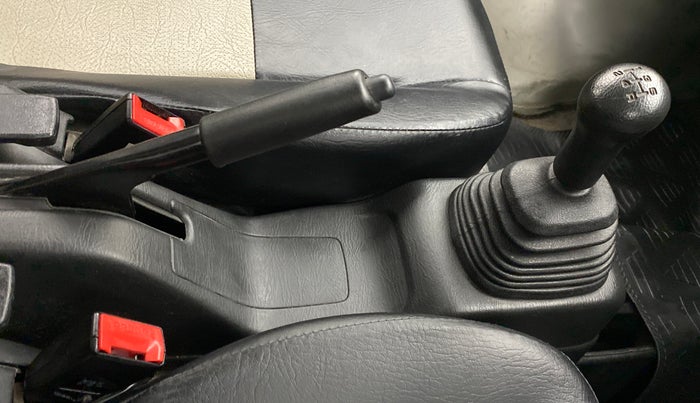 2019 Maruti Eeco 5 STR WITH AC PLUSHTR, Petrol, Manual, 31,677 km, Gear Lever