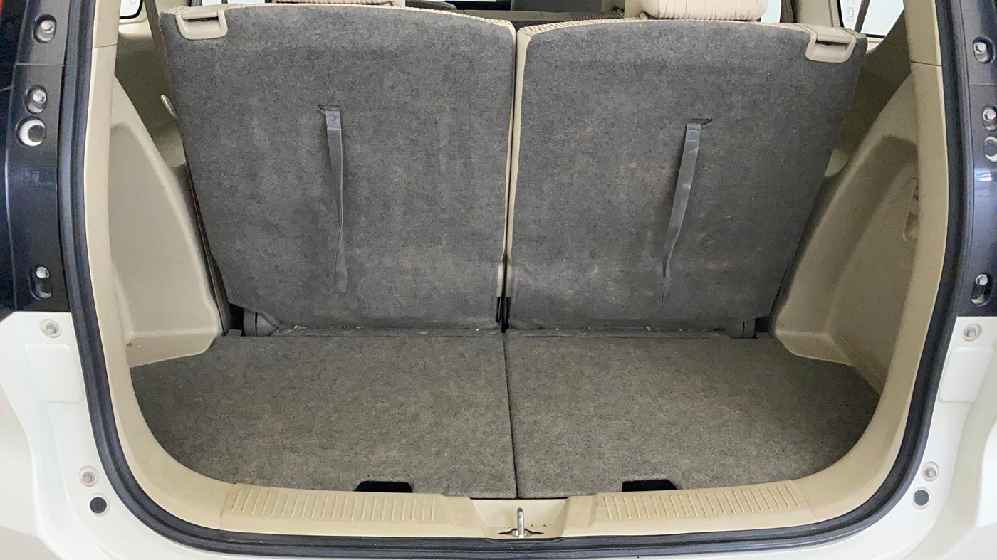 2022 Maruti Ertiga ZXI+ SHVS, Petrol, Manual, 45,498 km, Boot Inside