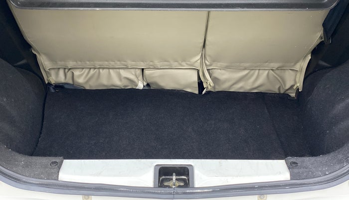 2019 Maruti New Wagon-R VXI 1.0 AMT, Petrol, Automatic, 28,633 km, Boot Inside