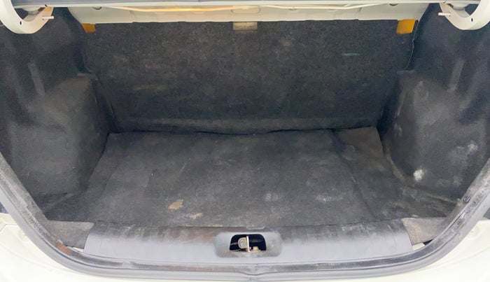 2013 Maruti Swift Dzire VXI, Petrol, Manual, 99,435 km, Boot Inside