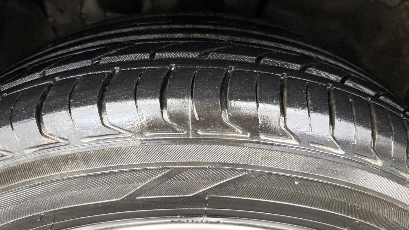 2016 Hyundai Creta SX PLUS 1.6 PETROL, Petrol, Manual, 56,643 km, Left Front Tyre Tread