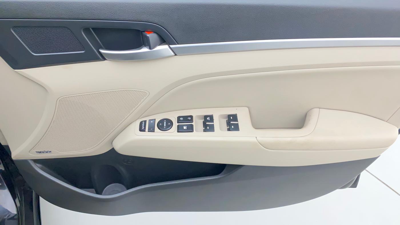 2021 Hyundai New Elantra 2.0 SX(O) AT PETROL, Petrol, Automatic, 16,561 km, Driver Side Door Panels Control