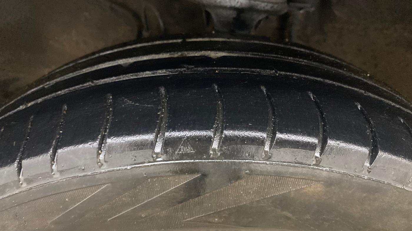 2019 Maruti Alto K10 VXI, Petrol, Manual, 90,637 km, Left Front Tyre Tread