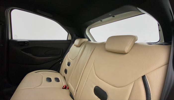 2020 Ford FREESTYLE TITANIUM 1.5 DIESEL, Diesel, Manual, 38,278 km, Right Side Rear Door Cabin