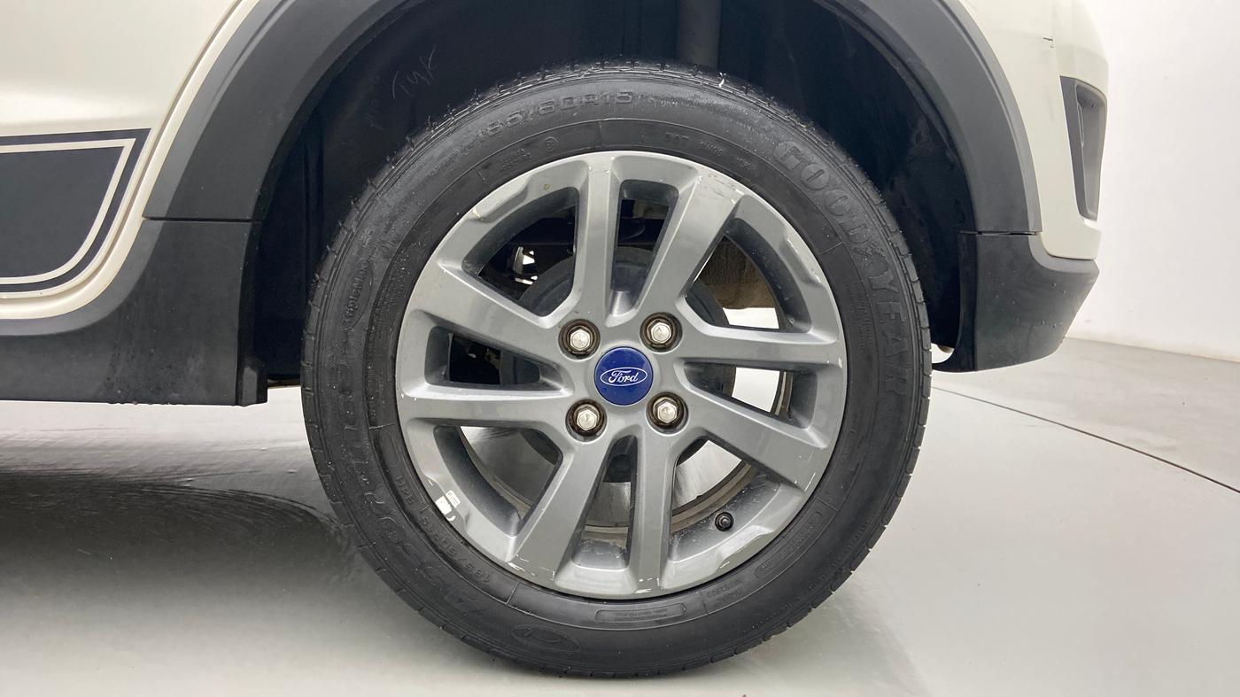 2020 Ford FREESTYLE TITANIUM 1.5 DIESEL, Diesel, Manual, 38,278 km, Left Rear Wheel