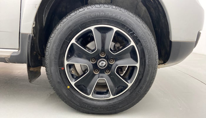 2018 Renault Duster RXZ AMT 110 PS, Diesel, Automatic, 72,956 km, Right Front Wheel