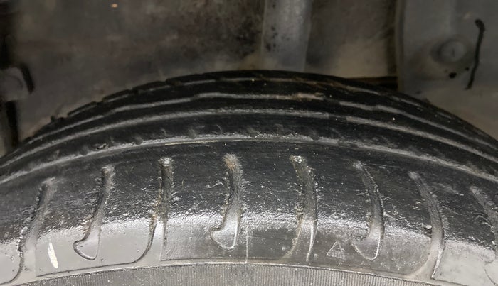 2018 Renault Duster RXZ AMT 110 PS, Diesel, Automatic, 72,956 km, Left Rear Tyre Tread
