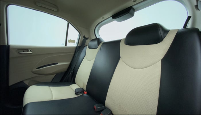 2018 Hyundai NEW SANTRO MAGNA, Petrol, Manual, 27,222 km, Right Side Rear Door Cabin