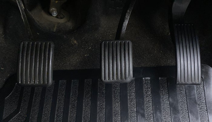 2018 Hyundai NEW SANTRO MAGNA, Petrol, Manual, 27,222 km, Pedals