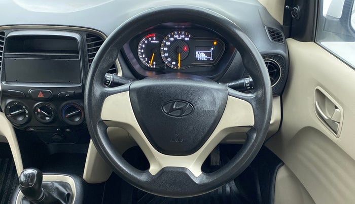 2018 Hyundai NEW SANTRO MAGNA, Petrol, Manual, 27,222 km, Steering Wheel Close Up