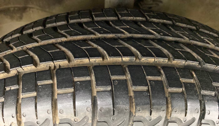 2015 Maruti Wagon R 1.0 VXI, Petrol, Manual, 32,339 km, Left Front Tyre Tread
