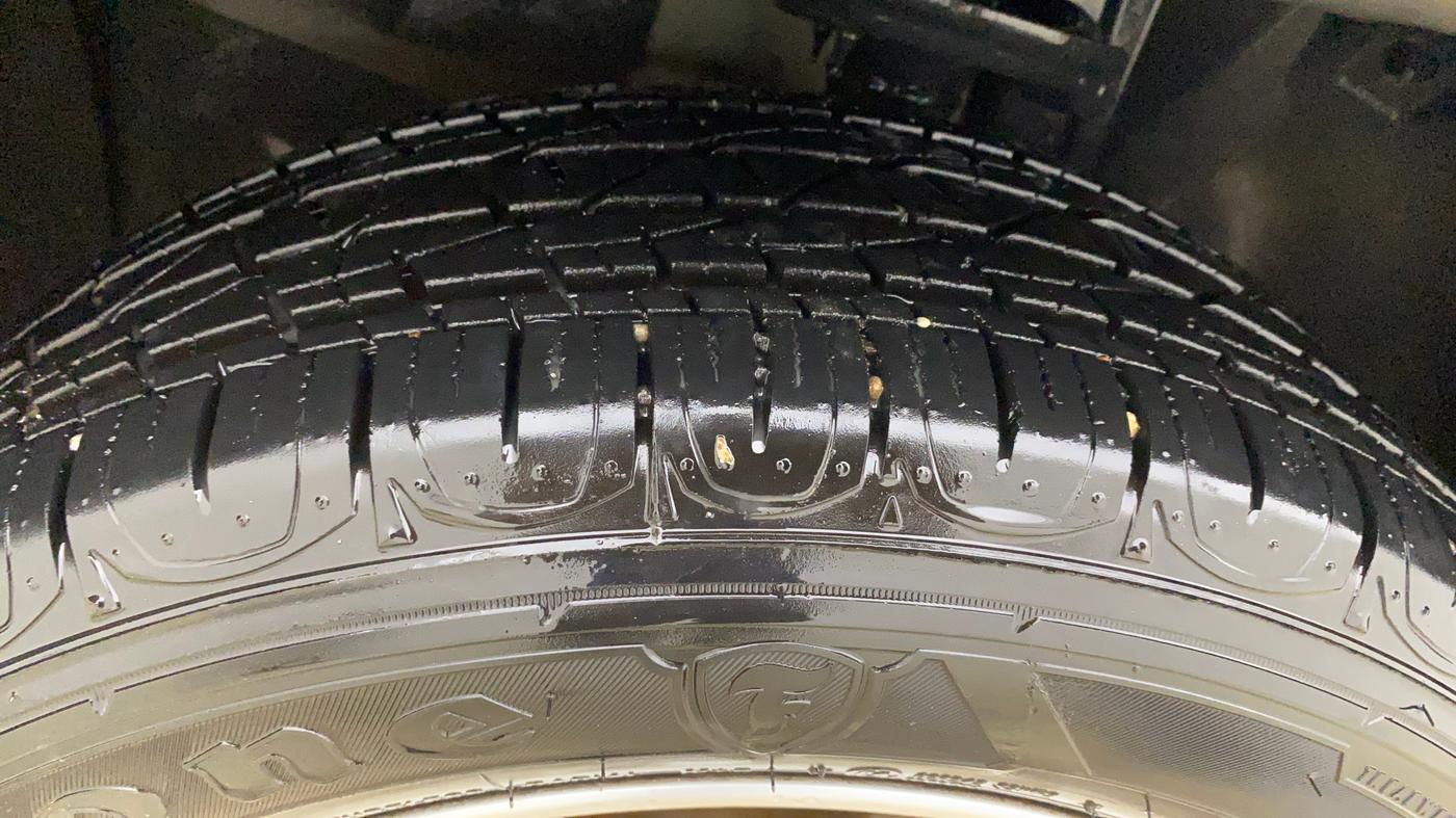 2017 Jeep Compass LIMITED 1.4 PETROL AT, Petrol, Automatic, 84,607 km, Left Front Tyre Tread