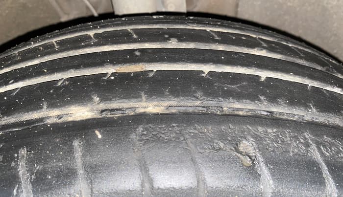 2022 Hyundai VENUE S 1.2, Petrol, Manual, 77,932 km, Right Front Tyre Tread