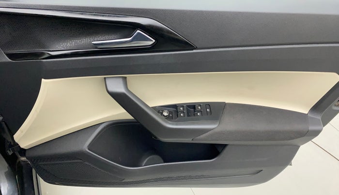 2022 Skoda SLAVIA AMBITION 1.0L TSI AT, Petrol, Automatic, 11,332 km, Driver Side Door Panels Control