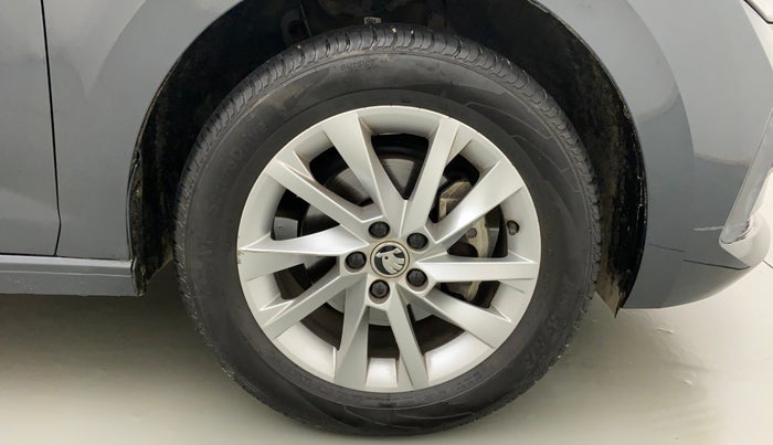 2022 Skoda SLAVIA AMBITION 1.0L TSI AT, Petrol, Automatic, 11,332 km, Right Front Wheel