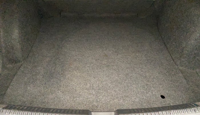 2015 Skoda Rapid 1.5 TDI CR ELEGANCE AT, Diesel, Automatic, 75,430 km, Boot Inside