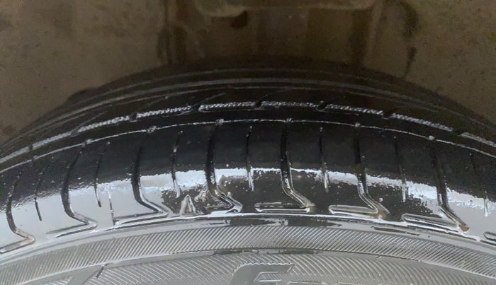 2016 Tata Tiago XZ PETROL, Petrol, Manual, 42,530 km, Left Front Tyre Tread