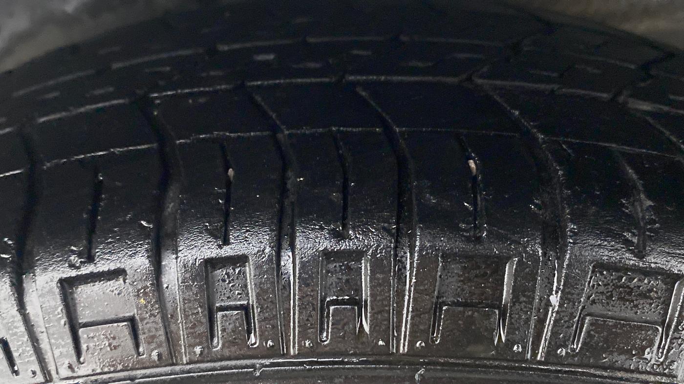 2011 Hyundai i10 MAGNA 1.2, Petrol, Manual, 84,641 km, Left Rear Tyre Tread