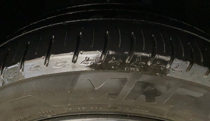 2024 Tata ALTROZ XZ PLUS SUNROOF CNG, CNG, Manual, 35,997 km, Right Front Tyre Tread