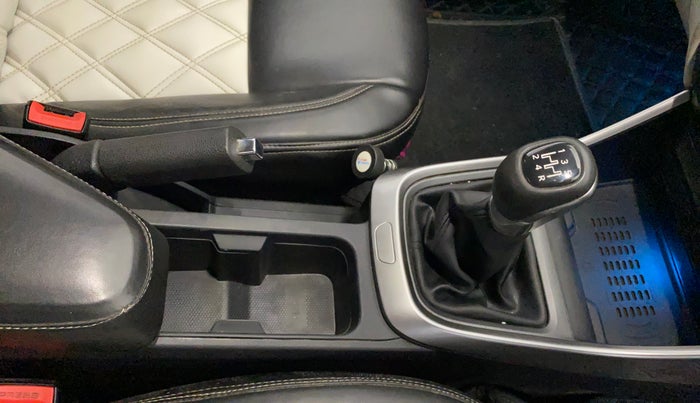 2024 Tata ALTROZ XZ PLUS SUNROOF CNG, CNG, Manual, 35,997 km, Gear Lever